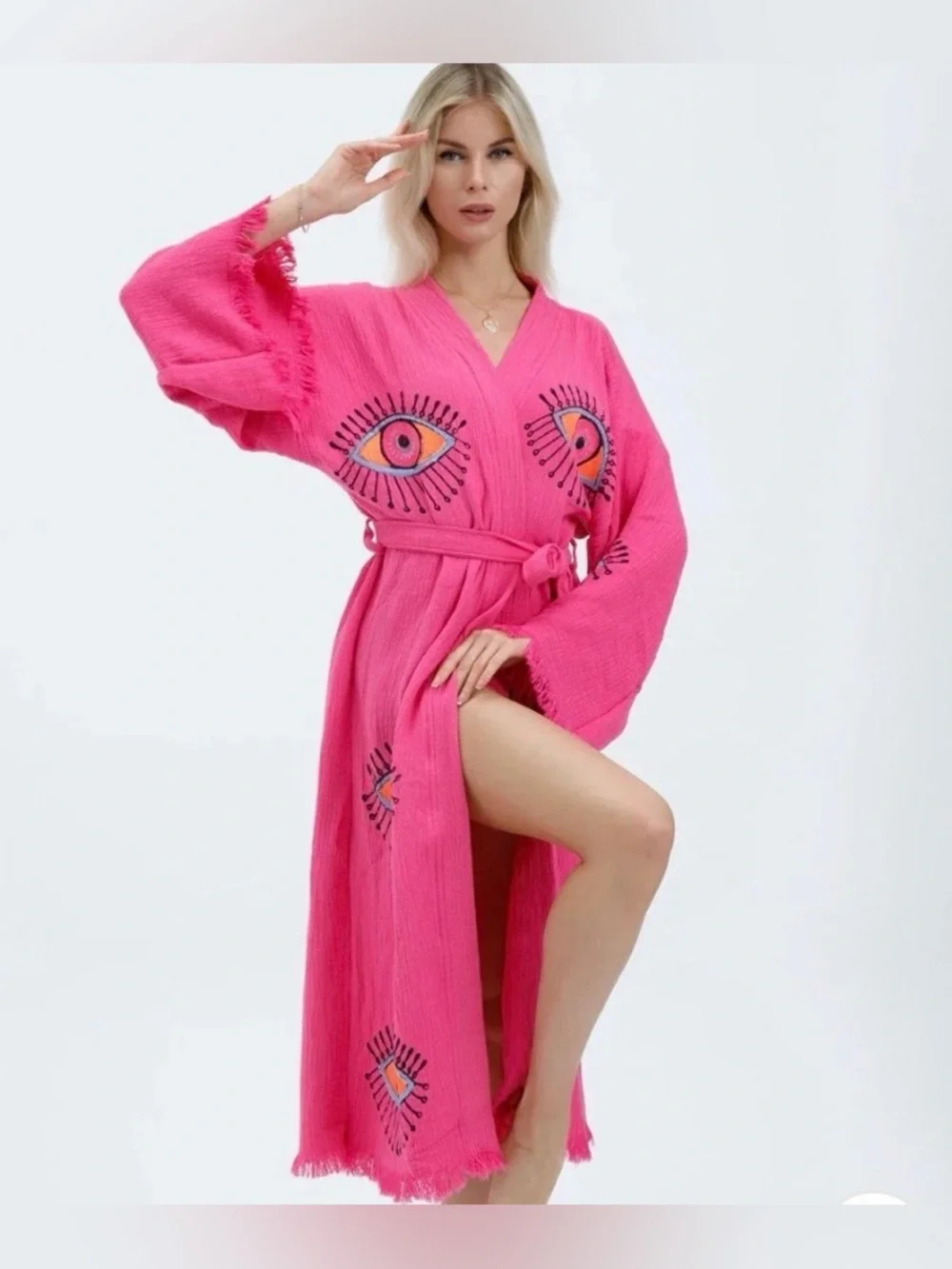NWOT - SUNSET EYE ROBE/KIMONO Pink Embroidered Eye Robe with Belt Size M - Picture 1 of 7